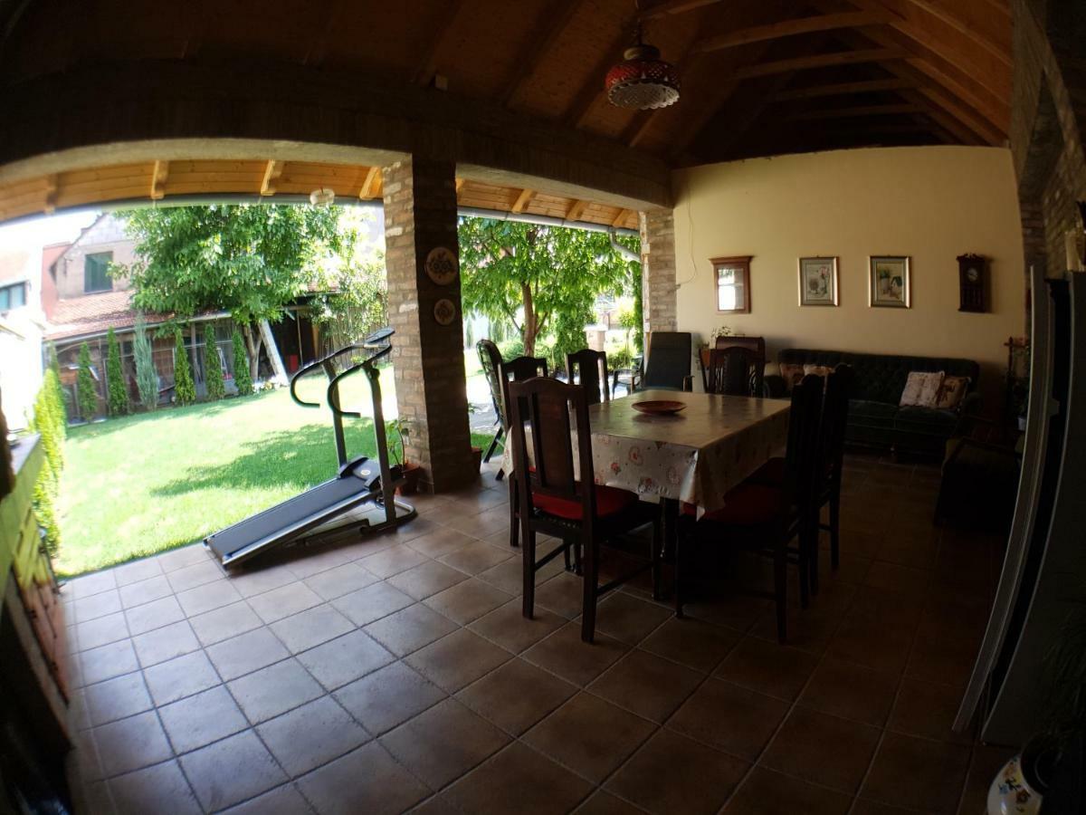 Apartman Vila Milica Kikinda 外观 照片